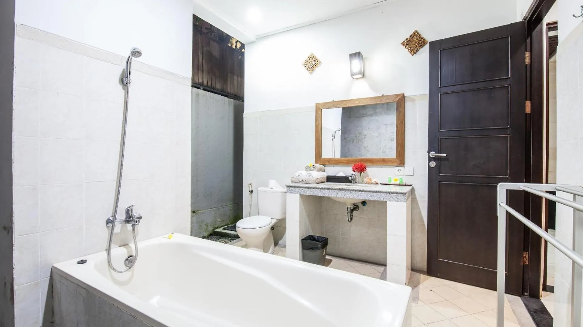 7-Br Private Pool Legian Villa 5-Min Walk To Beach And Shops Bali Seminyak